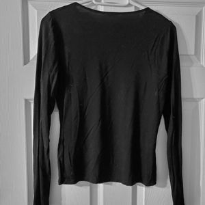 Lg vneck shirt from garage